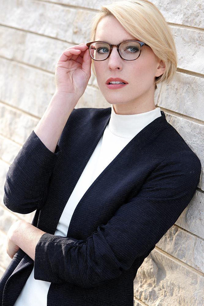 Model: Lisa 57928