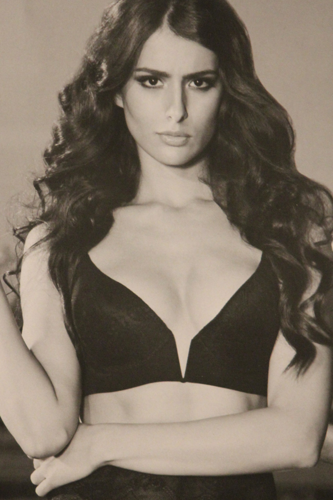 Model: Gabriela 16743