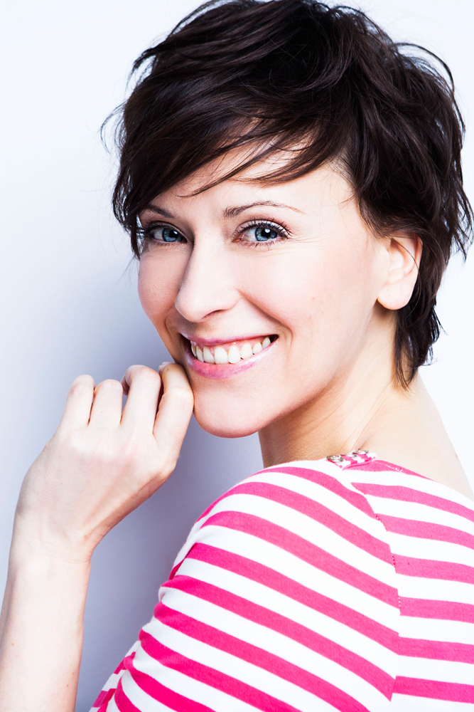 Model: Claudia 17553