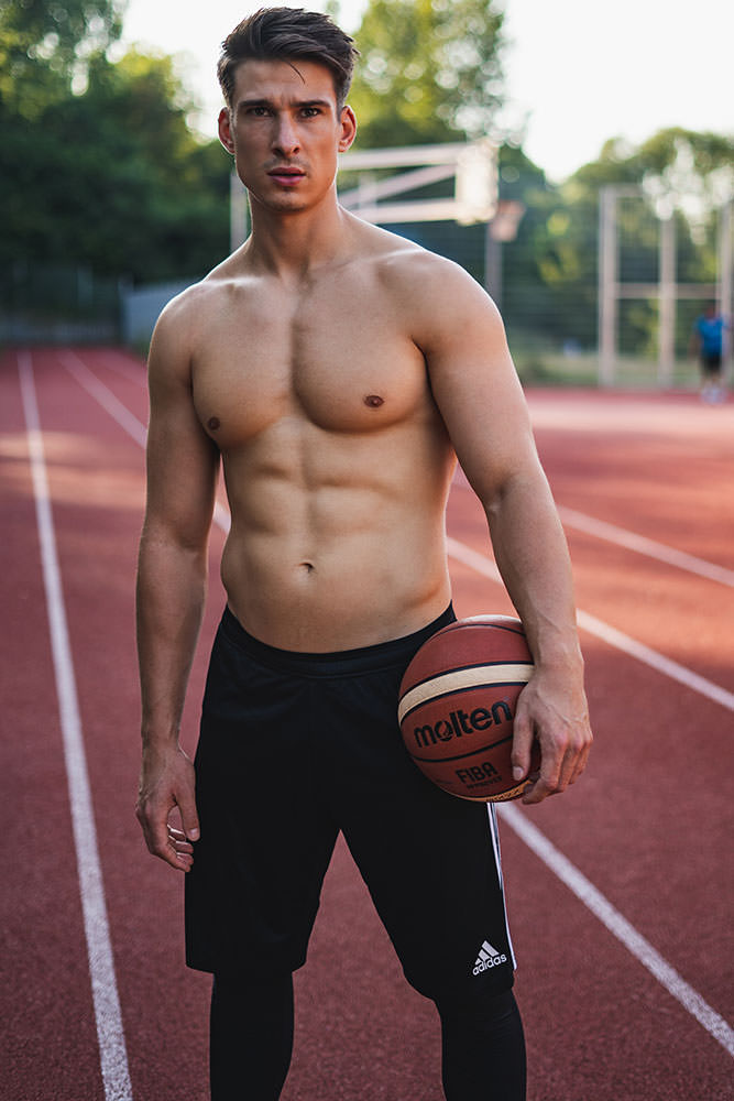 Model: Lukas 77980