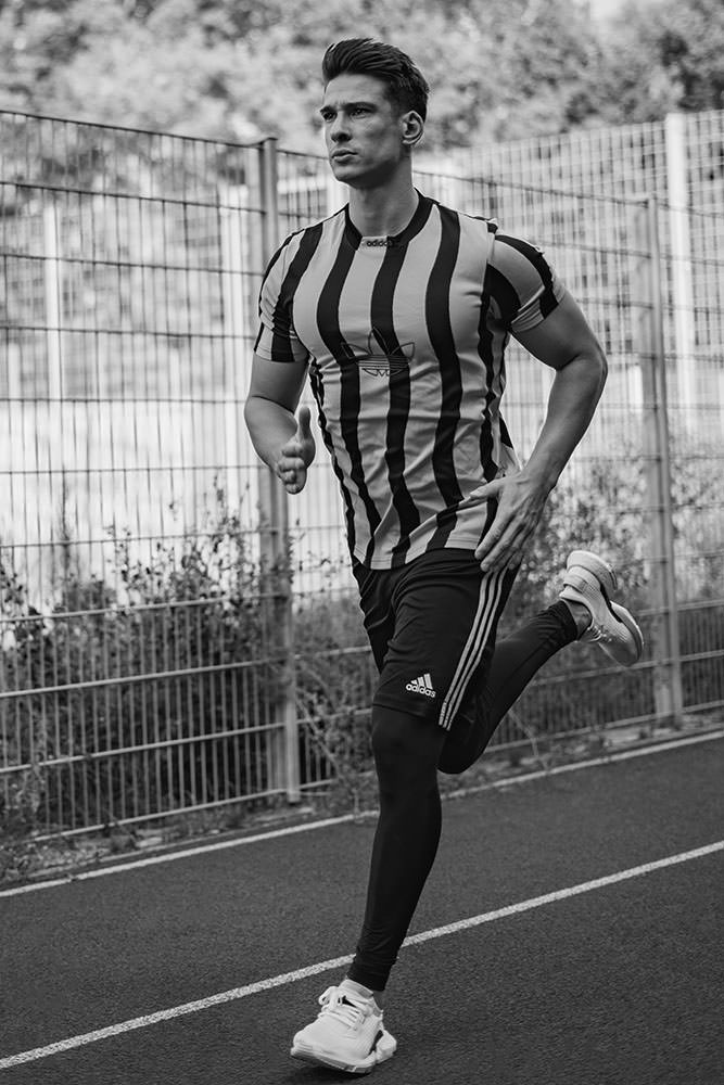 Model: Lukas 77981