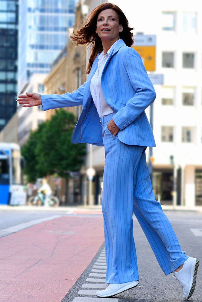 Model: Menina 109219