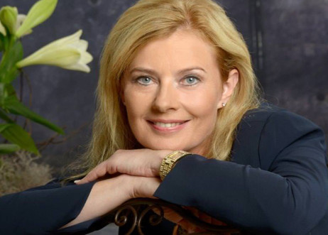 Model: Susanne 76558