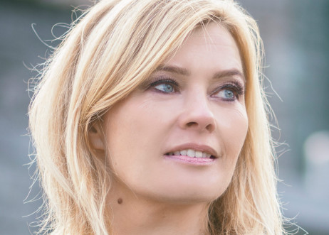 Model: Susanne 45697