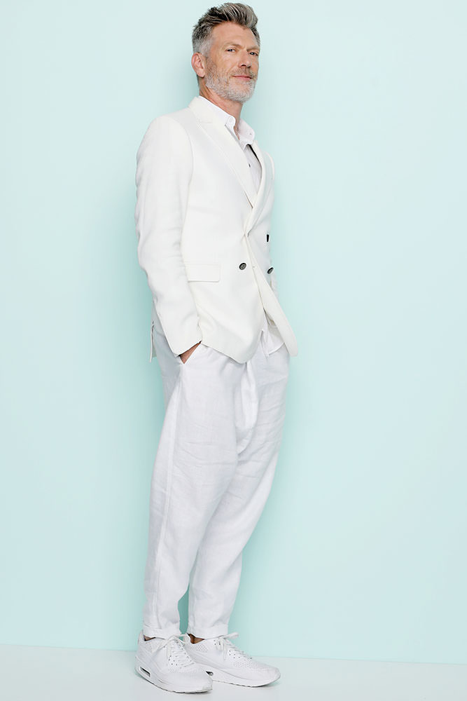 Model: Robert 74094