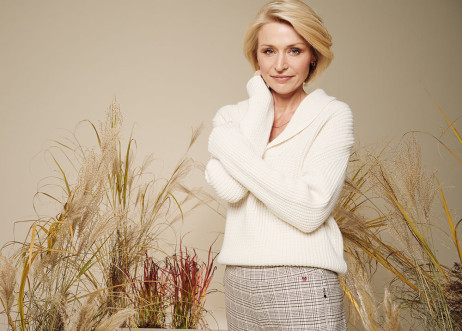 Model: Christine 106408