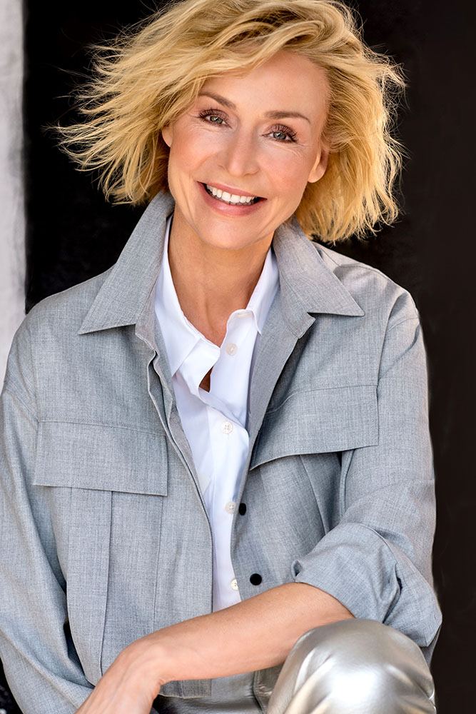 Model: Christine 109906