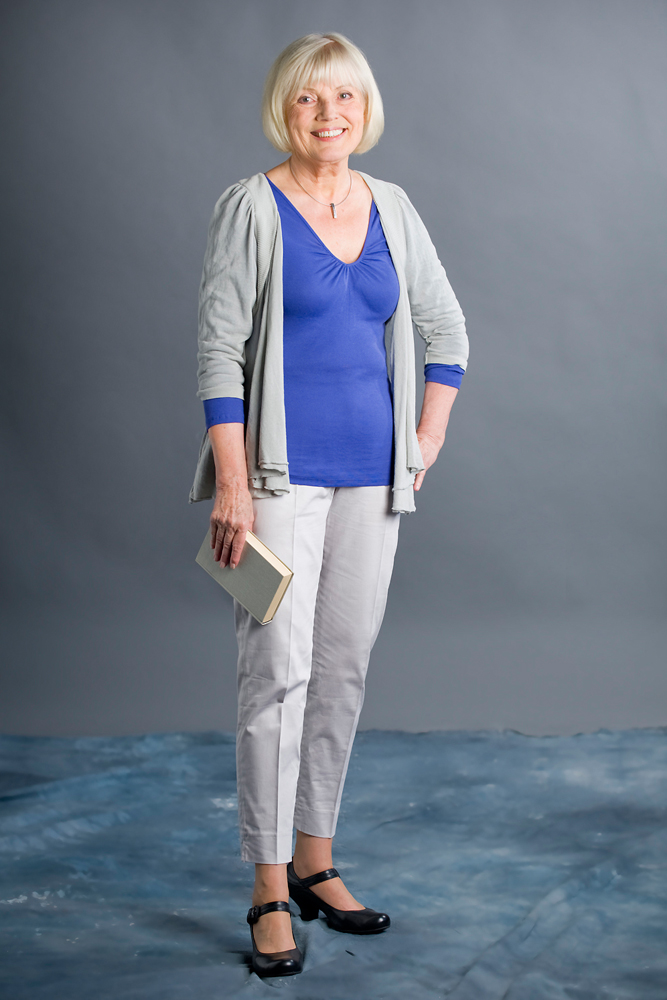 Model: Christine 1153