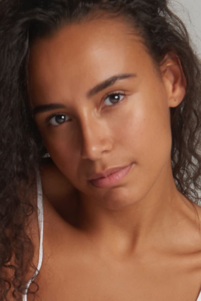 Model: Jennica 106429