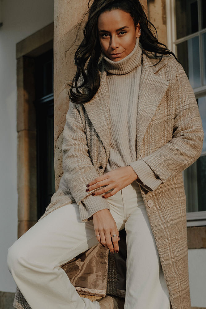 Model: Jennica 115820