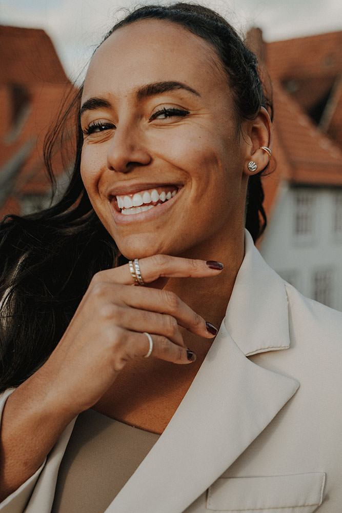 Model: Jennica 115825