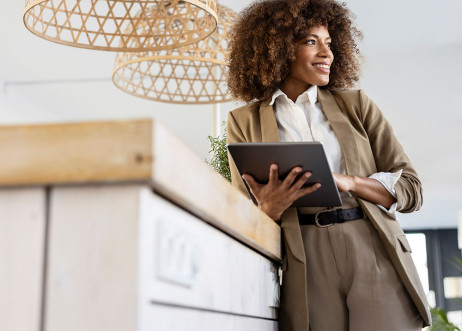 Model: Bernadette 101220