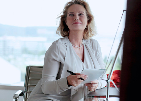 Model: Martina 53618