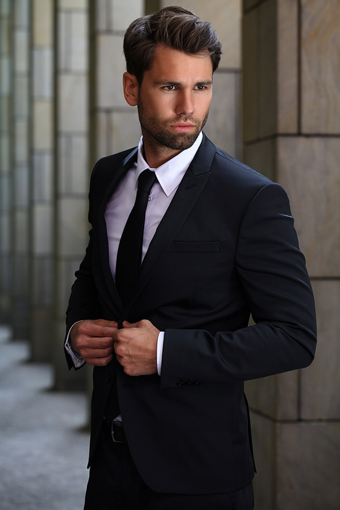 Model: Alexander 25798