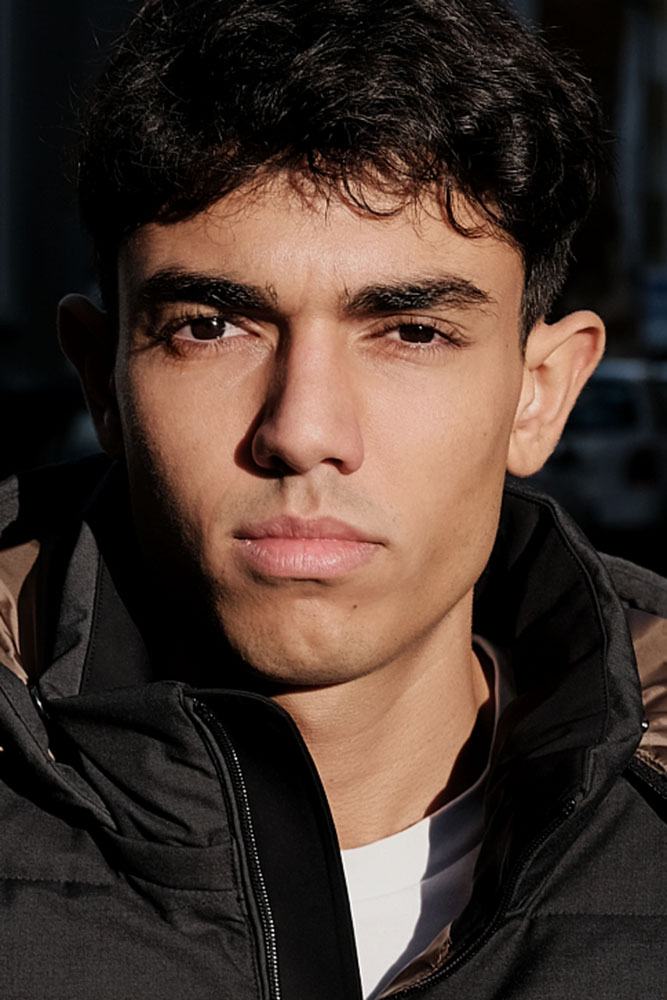 Model: Narayan 117170