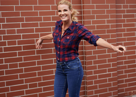 Model: Christiane 79643