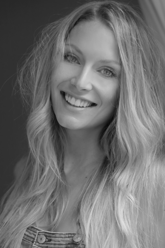 Model: Jennifer 24891