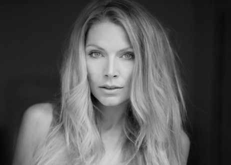 Model: Jennifer 24894