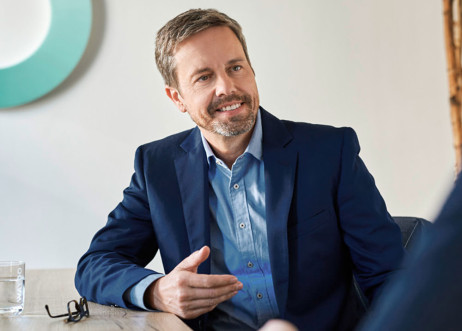 Model: Matthias 84210