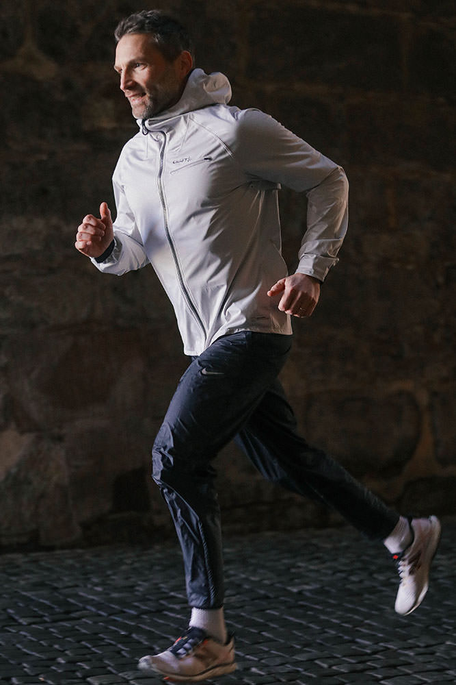 Model: Matthias 101335