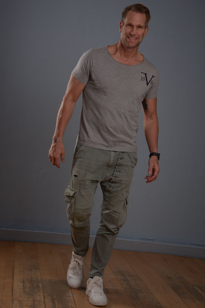 Model: Sebastian 98503