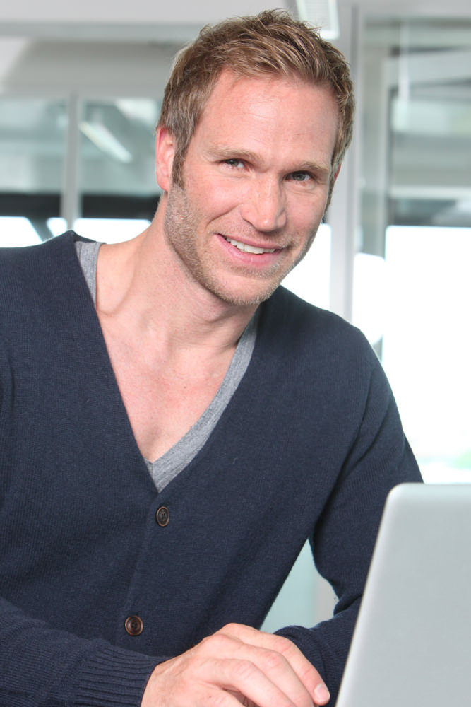 Model: Sebastian 25979