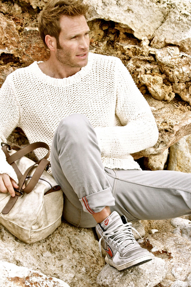 Model: Sebastian 25995