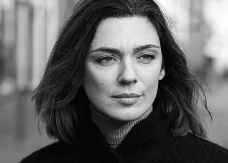 Model: Camille 79999