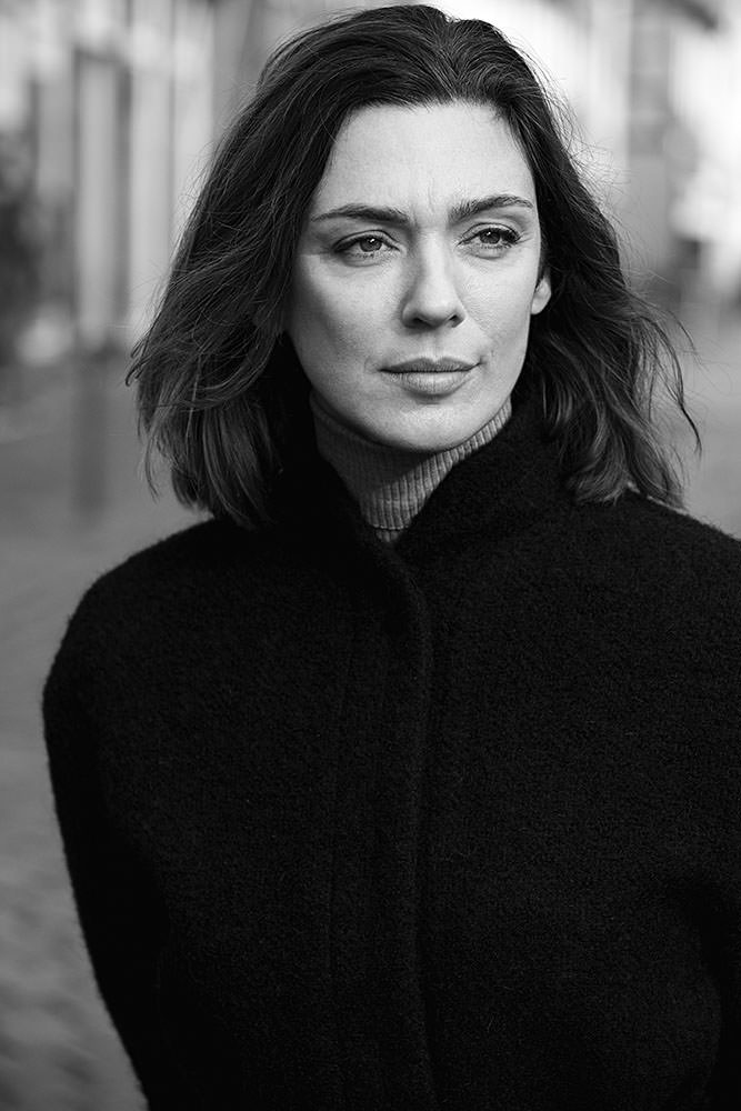 Model: Camille 80002