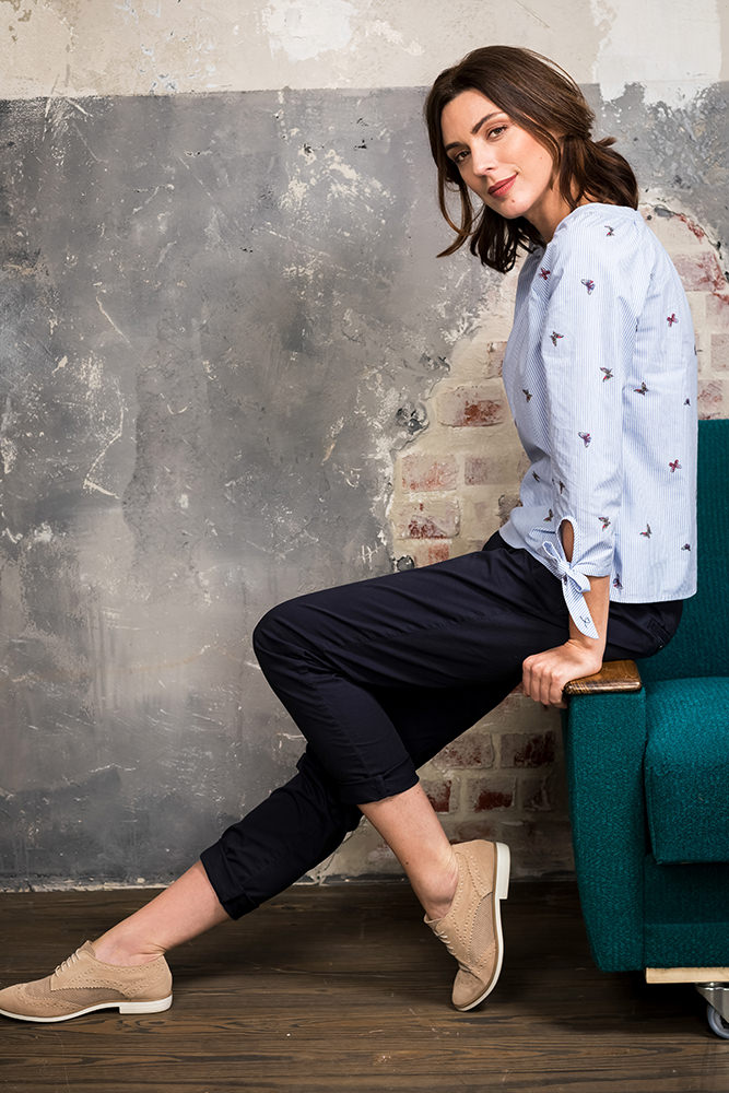 Model: Camille 64313