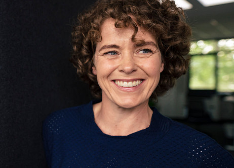 Model: Claudia 97035