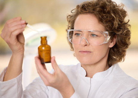 Model: Claudia 97054