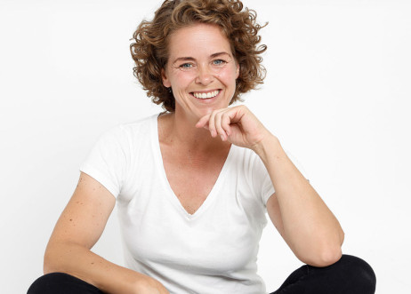 Model: Claudia 97056