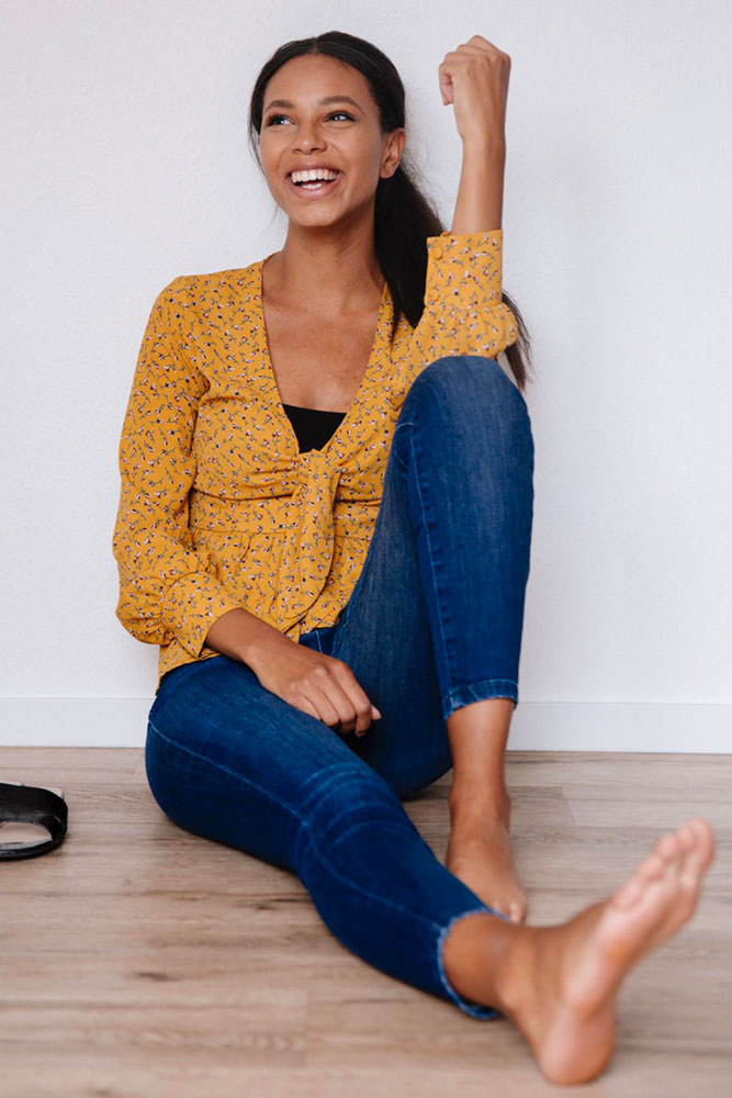 Model: Esther 102437