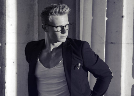 Model: Sylvester 25852