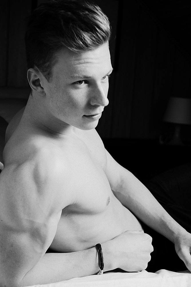 Model: Sylvester 25854