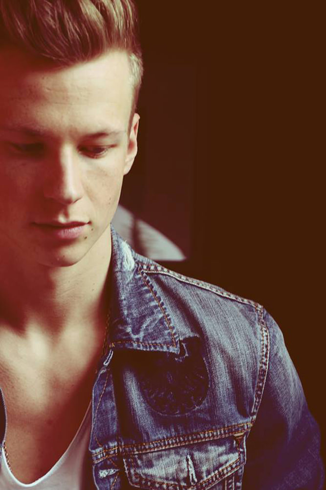 Model: Sylvester 25857