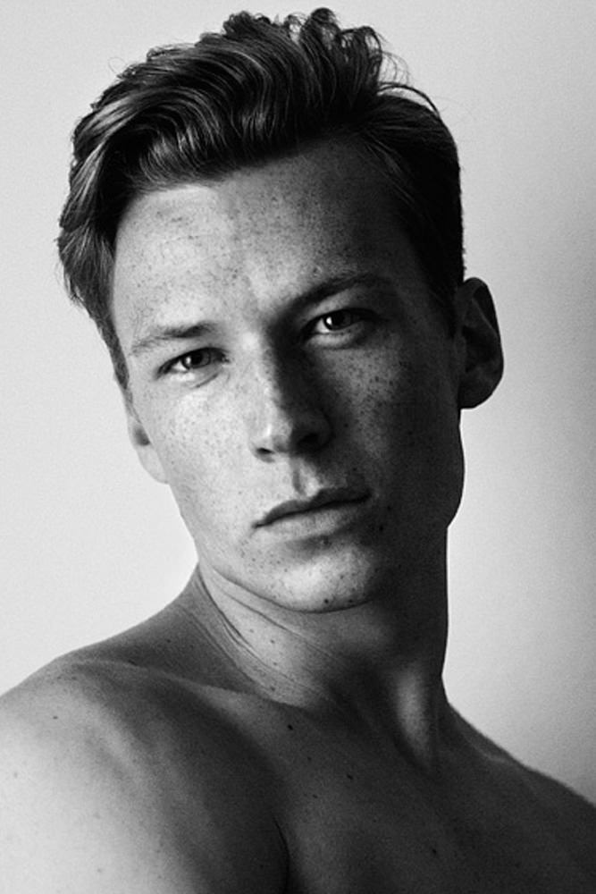 Model: Sylvester 35849