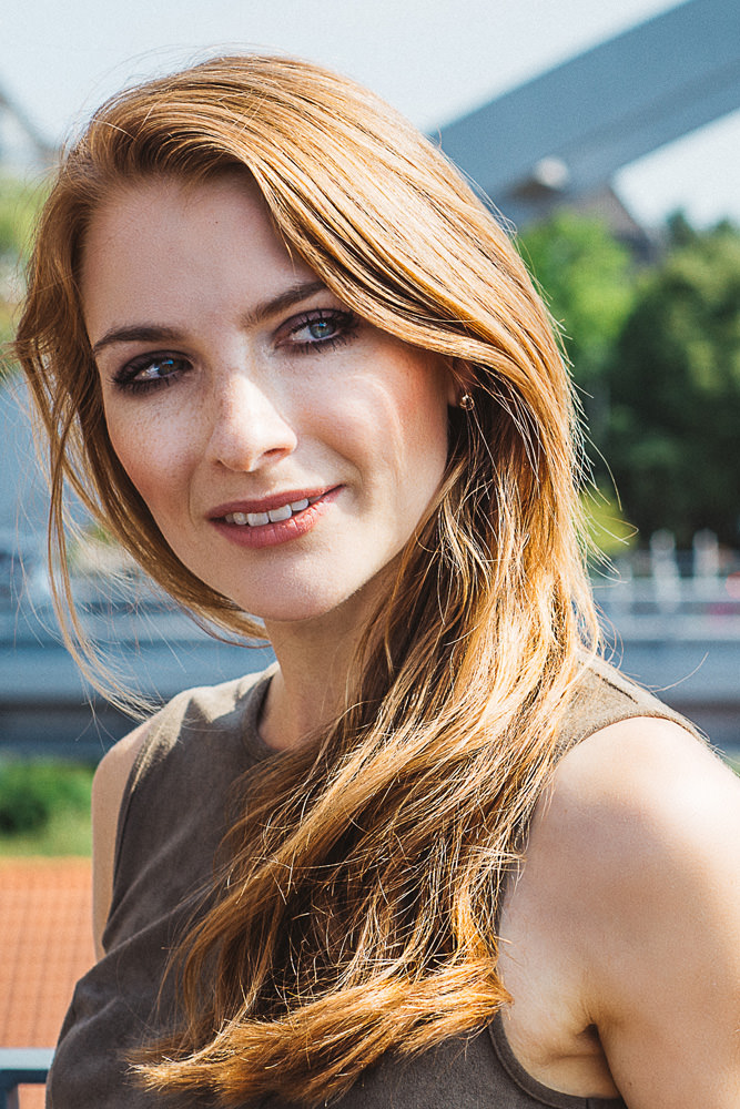 Model: Christina 44147