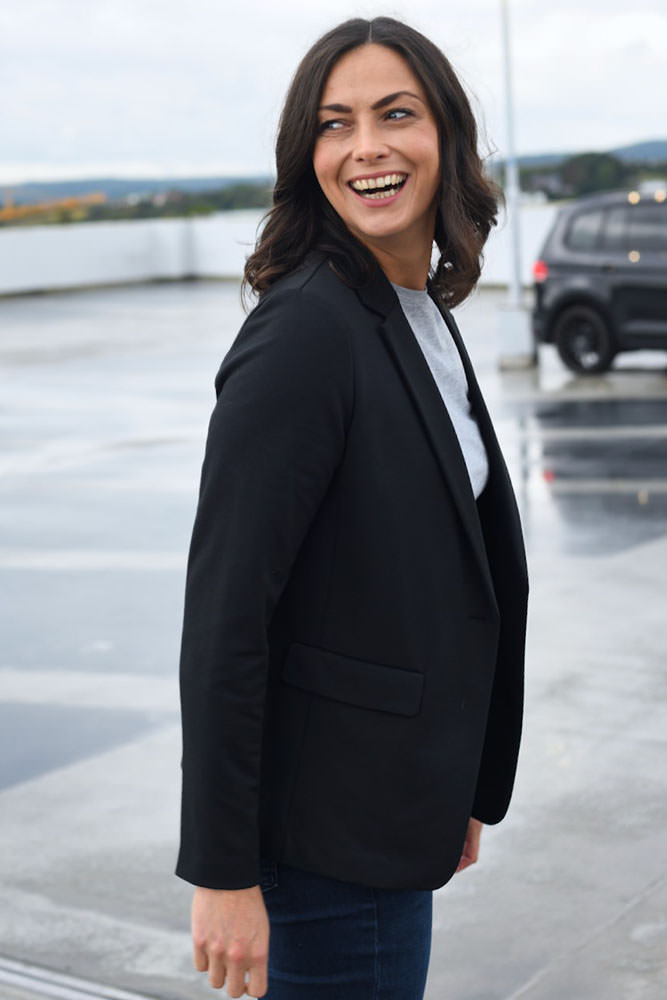 Model: Kristin 110052