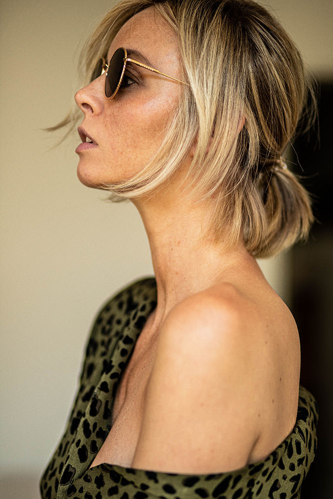 Model: Frederike 75608