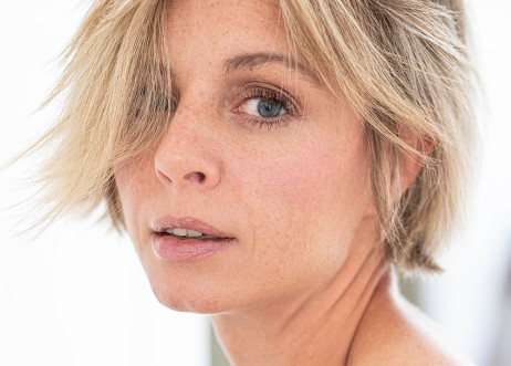 Model: Frederike 94994