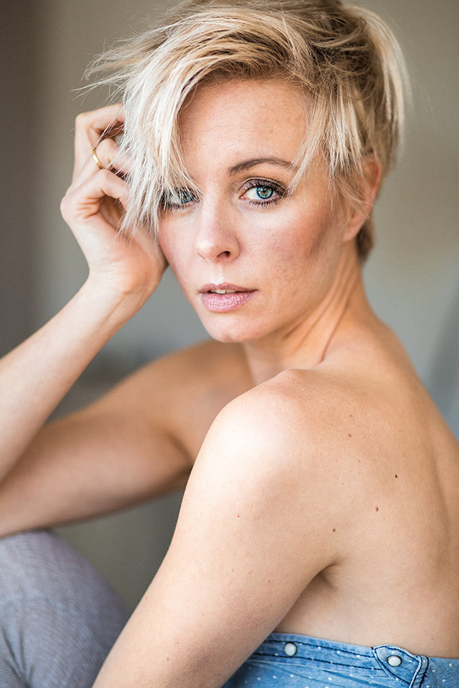 Model: Frederike 58328