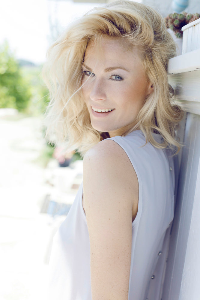 Model: Alexandra 27493