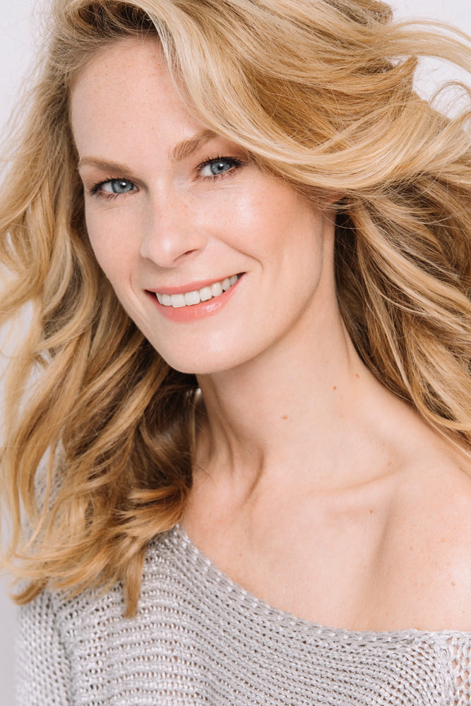 Model: Alexandra 41854