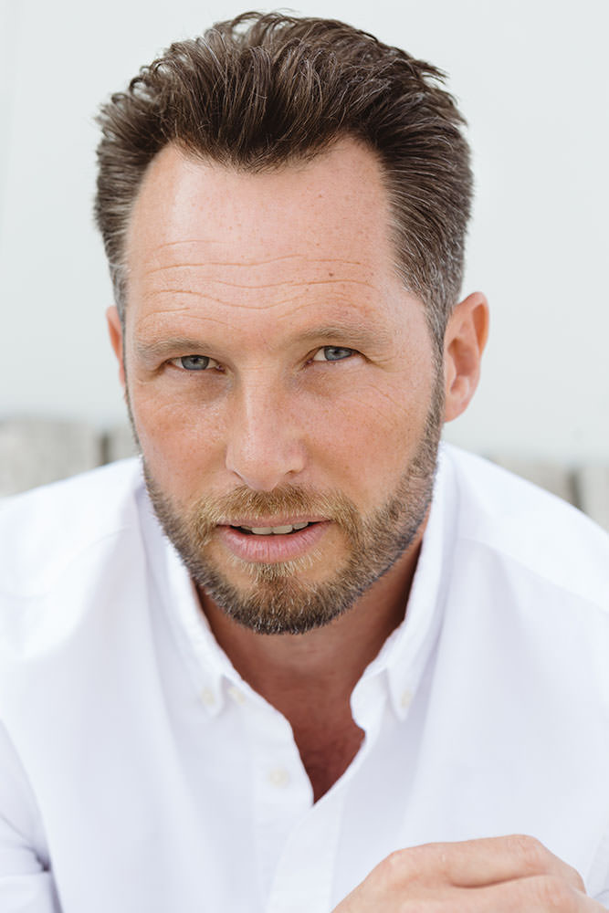 Model: Peter 103933