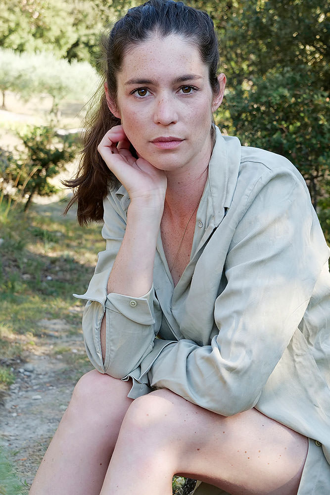 Model: Cathrin 90054