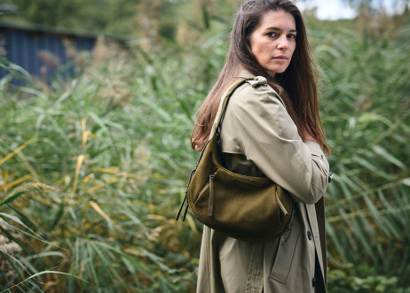 Model: Cathrin 98563