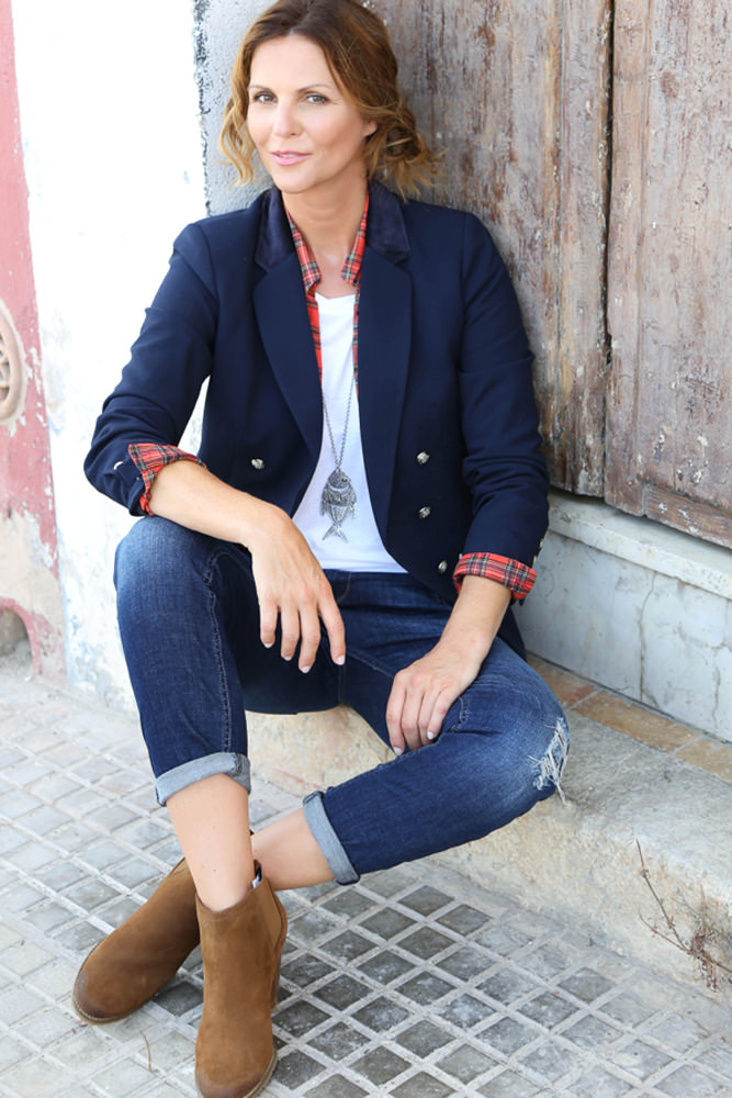 Model: Alexandra 29073