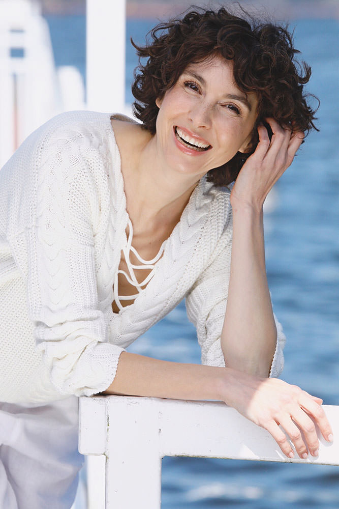 Model: Caroline 84597